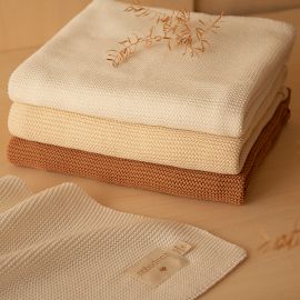 Couverture bÃ©bÃ© en tricot So natural - milk
