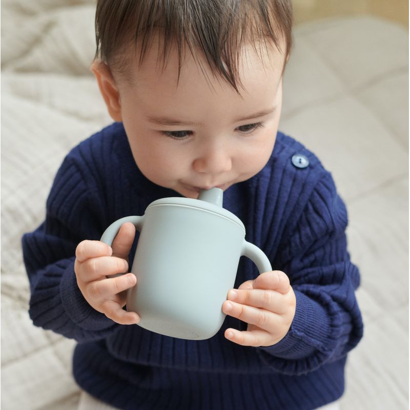 Tasse A Bec Neil Dove Blue Le Petit Zebre