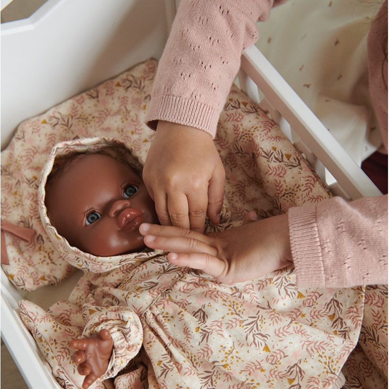 bébé poupée