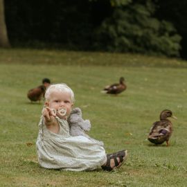 Frigg - TÃ©tine Fairytale - Latex - The Ugly Duckling