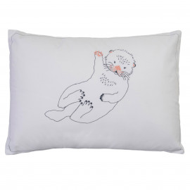 coussin brodÃ© LOUTRE